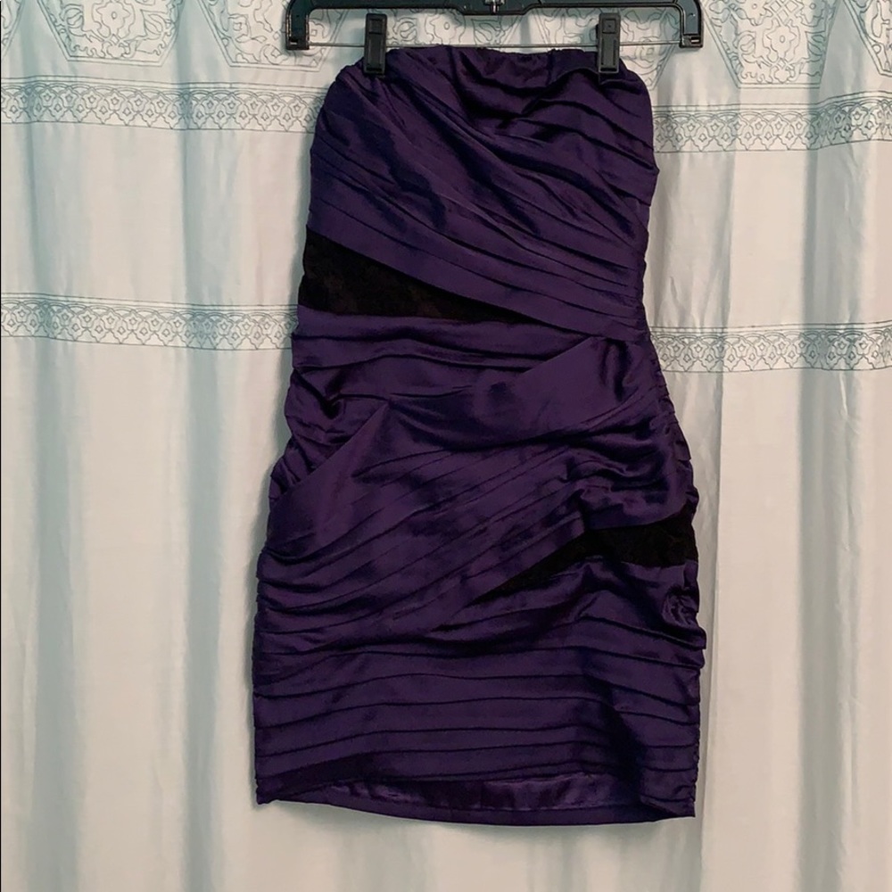 Slapless purple dress